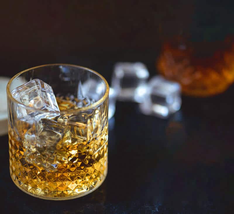 whiskey-40 tasting room (c) House Of Applejay, Inc.