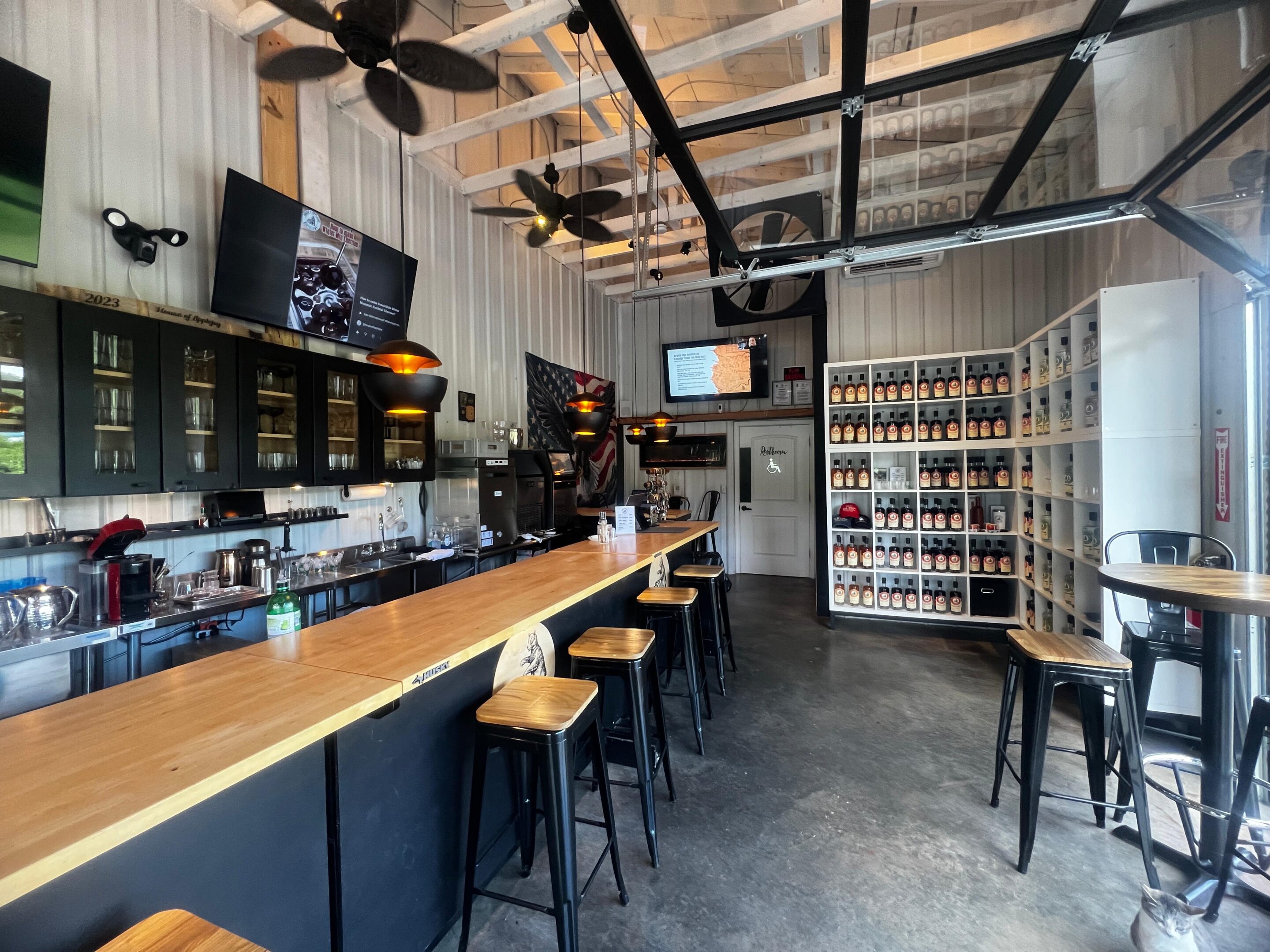 tasting room (c) House Of Applejay, Inc.