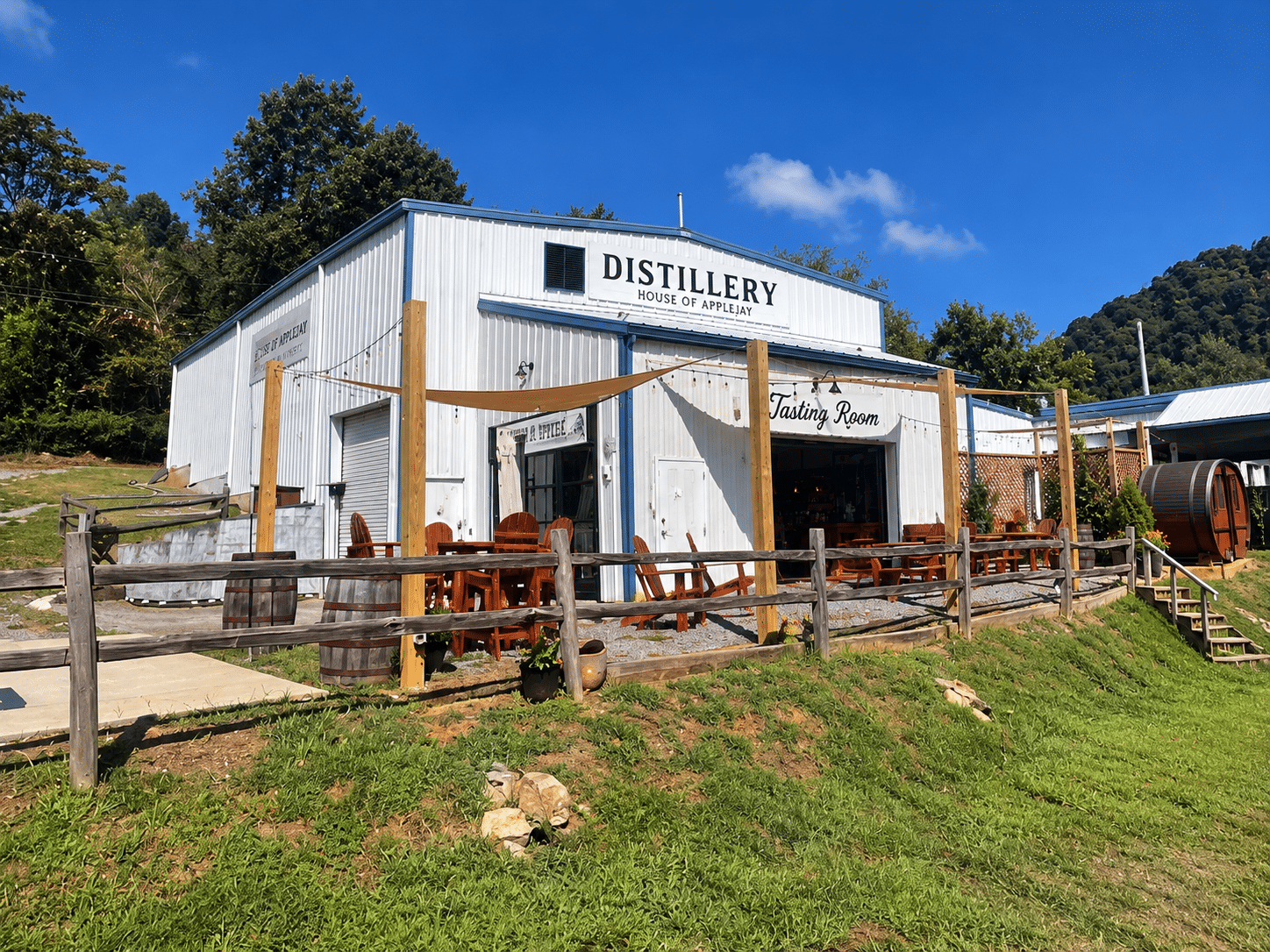 House Of Applejay Distillery East Ellijay GA (c) House Of Applejay, Inc